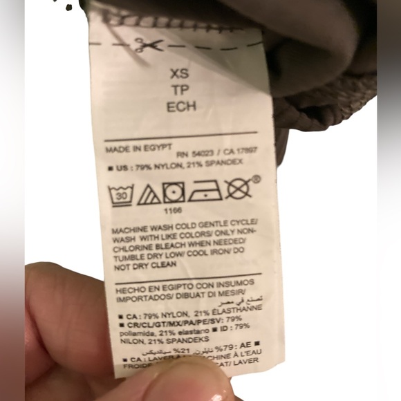 NWOT Old Navy EXTRA high waist ribbed super flare leggings size XS - Picture 10 of 10